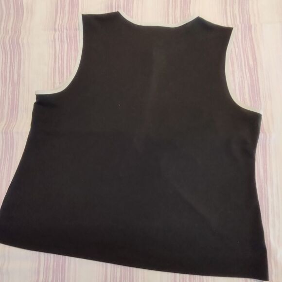 Ladies half button tank top XL Poly. (0034) - Picture 2 of 6